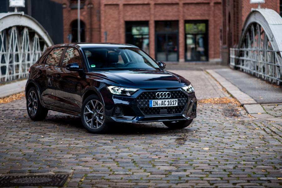  Audi A1 citycarver 2019 года  (WW) (фото 5 из 20)